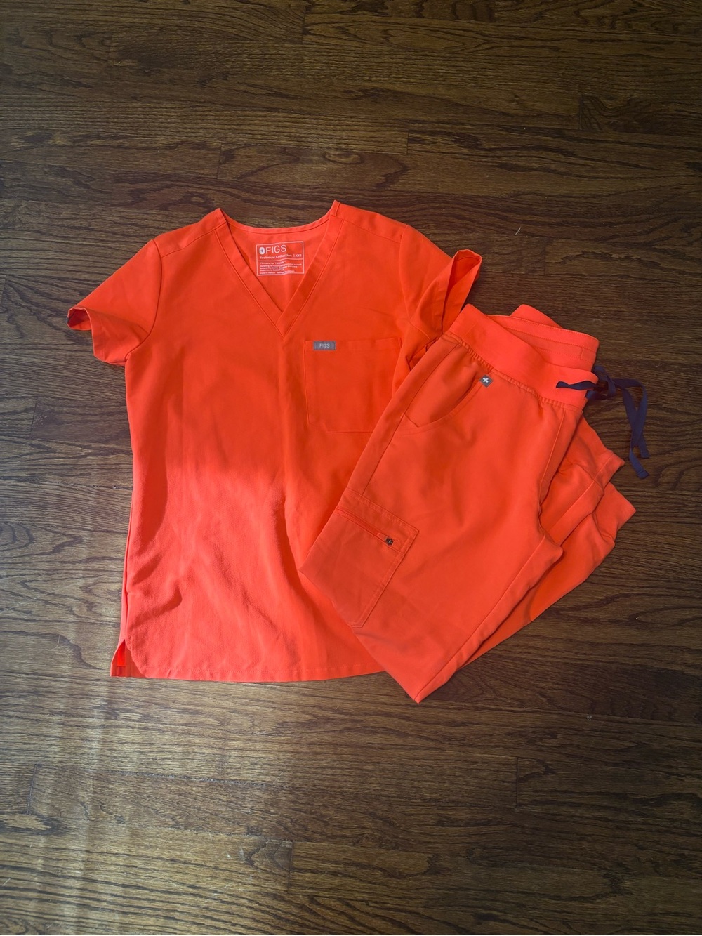 Figs Scrub Set Fiery Coral Zamora Jogger Catarina One Pocket V Neck XXS XSP
